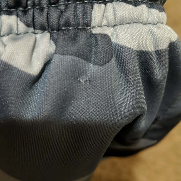 Nike dri-fit shorts boys - Picture 4 of 6